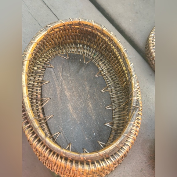 Lombok Indonesia Hand Woven Lidded Basket with 5 Coasters Set Carved Turtle - Picture 6 of 12